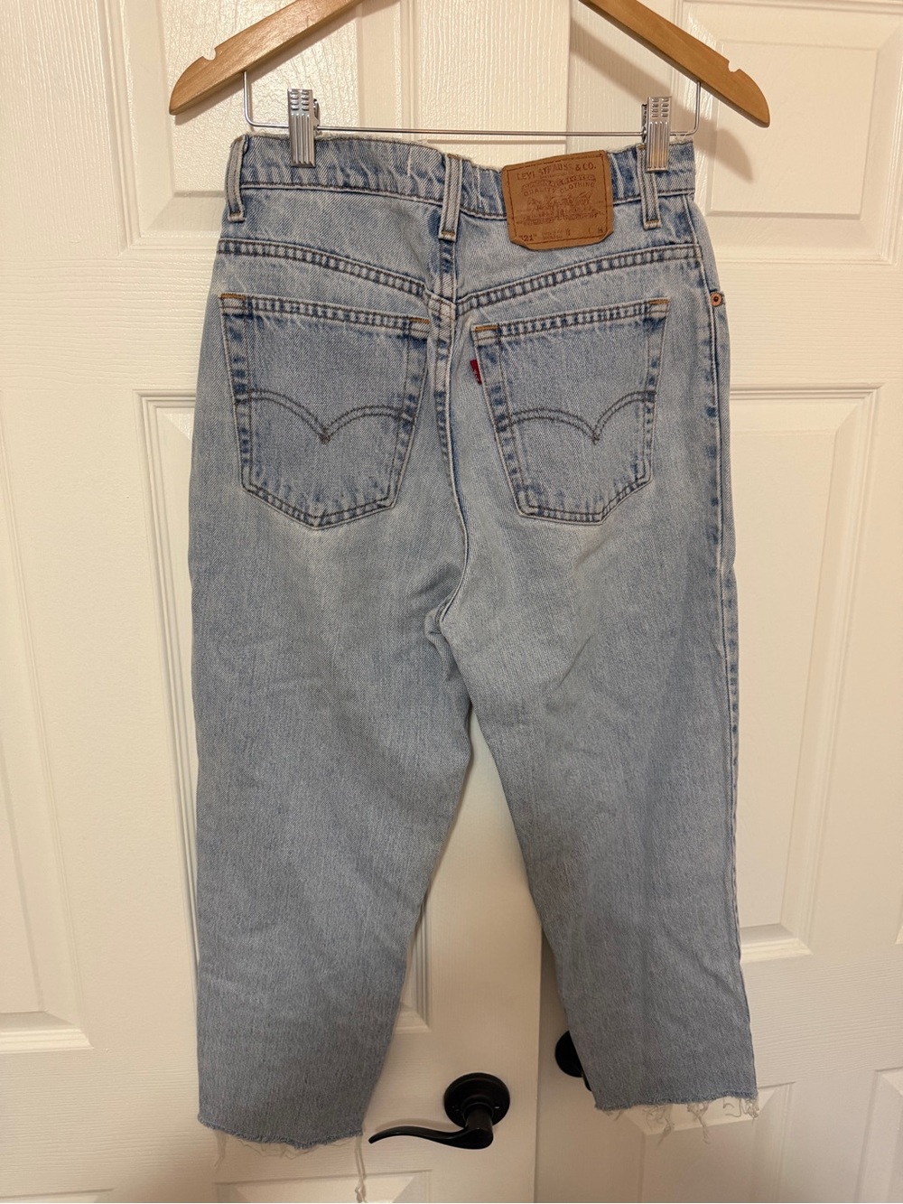The Vintage Twin 521 Levi’s Jeans, High rise Tapered Leg Size 10 Petite - Picture 6 of 9
